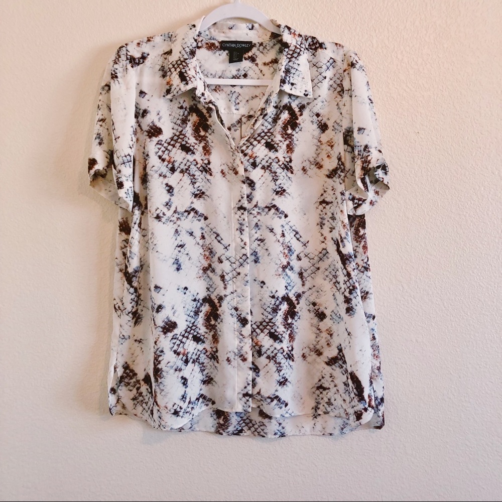 Trendy print Blouse🤩